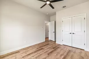 5652 Black Pine Cir, Granbury, TX 76048 - Photo 26