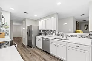 2809 Meadow Bluff Dr, Wylie, TX 75098 - Photo 4