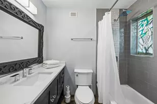 1802 N Prairie Ave, Dallas, TX 75204 - Photo 14