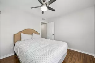 1802 N Prairie Ave, Dallas, TX 75204 - Photo 22