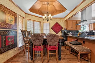 2335 Highlands Creek Rd, Carrollton, TX 75007 - Photo 10