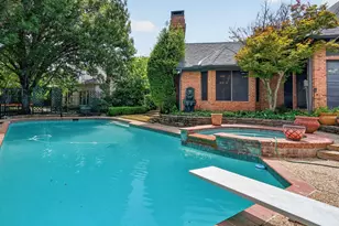 2335 Highlands Creek Rd, Carrollton, TX 75007 - Photo 34