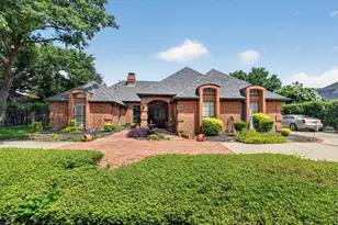 2335 Highlands Creek Rd, Carrollton, TX 75007 - Photo 1
