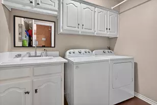 2335 Highlands Creek Rd, Carrollton, TX 75007 - Photo 22