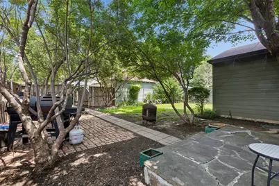 5426 Stoneleigh Avenue, Dallas, TX 75235 - Photo 24
