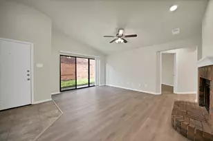 4213 Phoenix Dr, Carrollton, TX 75010 - Photo 10