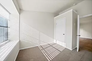 4213 Phoenix Dr, Carrollton, TX 75010 - Photo 12
