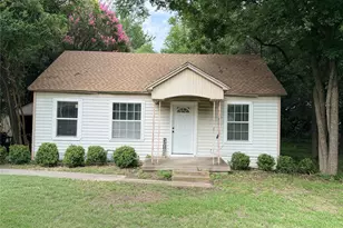 310 College St, Wilmer, TX 75172 - Photo 2