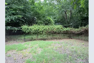 310 College Street, Wilmer, TX 75172 - Photo 6