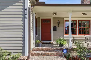 426 E Texas St, Grapevine, TX 76051 - Photo 2