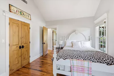 426 E Texas Street, Grapevine, TX 76051 - Photo 22
