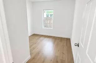624 Griggs Ave, Fort Worth, TX 76103 - Photo 2