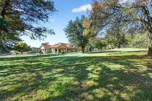 200 Cayuga Trail, Lake Kiowa, TX 76240 - Photo 38