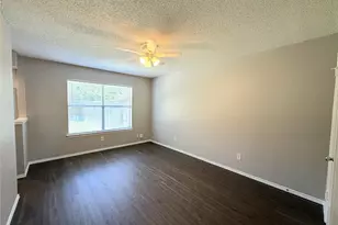 405 Augustine Dr, Euless, TX 76039 - Photo 10