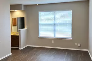 405 Augustine Dr, Euless, TX 76039 - Photo 10