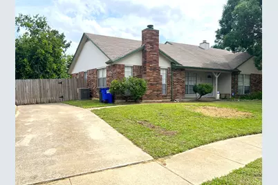 405 Augustine Drive, Euless, TX 76039 - Photo 2