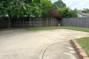 405 Augustine Dr, Euless, TX 76039 - Photo 20