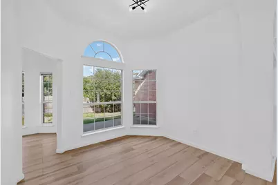 5203 Alta Vista Lane, Arlington, TX 76017 - Photo 10