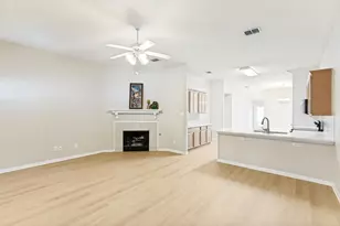 4812 Carrotwood Dr, Fort Worth, TX 76244 - Photo 4