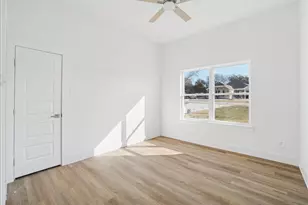 340 Slimp Blf, Azle, TX 76020 - Photo 22