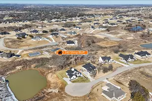 340 Slimp Blf, Azle, TX 76020 - Photo 34