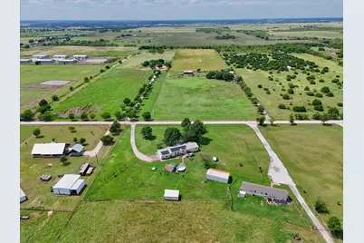 1524 County Road 1107B, Cleburne, TX 76031 - Photo 2