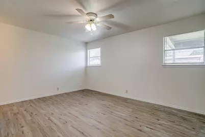 1203 N Nolan River Road #A, Cleburne, TX 76033 - Photo 12