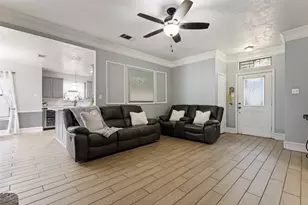 4833 Colonial Park Dr, Haltom City, TX 76117 - Photo 6