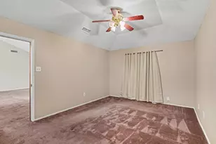 6210 Valley Forge Ct, Arlington, TX 76002 - Photo 10