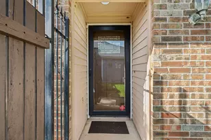 2141 Stradivarius Ln, Carrollton, TX 75007 - Photo 4