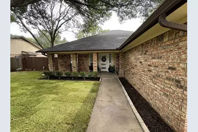 4208 Hemlock Street, Fort Worth, TX 76137 - Photo 2
