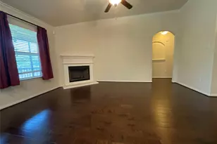 225 Woodhaven Trl, Waco, TX 76657 - Photo 4