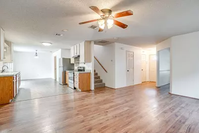 2333 Ash Grove Trail, Fort Worth, TX 76112 - Photo 10