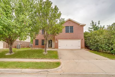 2333 Ash Grove Trail, Fort Worth, TX 76112 - Photo 1