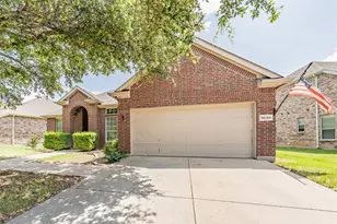 8648 Prairie Dawn Dr, Fort Worth, TX 76131 - Photo 2