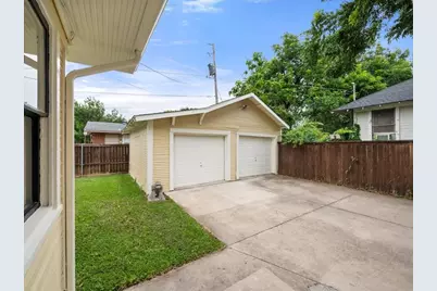 2001 Lipscomb Street, Fort Worth, TX 76110 - Photo 36