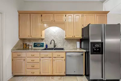 11001 Ridge Point Drive, Woodway, TX 76712 - Photo 10
