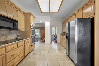 11001 Ridge Point Drive, Woodway, TX 76712 - Photo 14