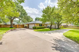 7008 County Rd 527, Burleson, TX 76028 - Photo 2