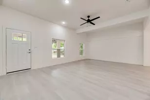 302 Newsom Rd, Mesquite, TX 75149 - Photo 4