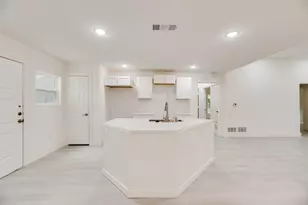 302 Newsom Rd, Mesquite, TX 75149 - Photo 8