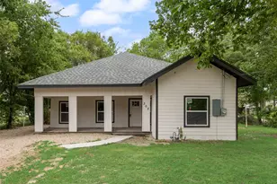 302 Newsom Rd, Mesquite, TX 75149 - Photo 2