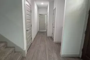 1106 Bowie Dr, Lewisville, TX 75077 - Photo 2