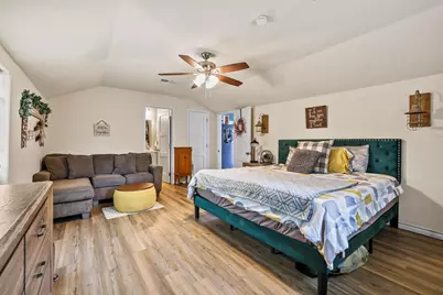 1718 N Shannon Street, Sherman, TX 75092 - Photo 8