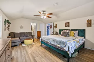 1718 N Shannon St, Sherman, TX 75092 - Photo 8