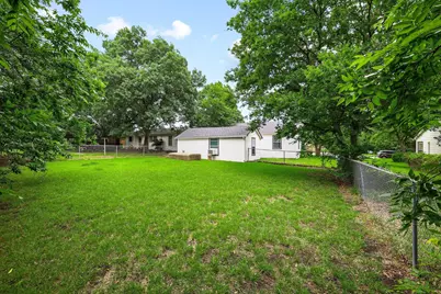 1718 N Shannon Street, Sherman, TX 75092 - Photo 18