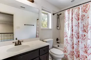 12114 Jackson Creek Dr, Dallas, TX 75243 - Photo 18