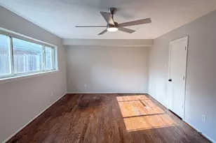 1618 Woodcrest Ln, Carrollton, TX 75006 - Photo 12