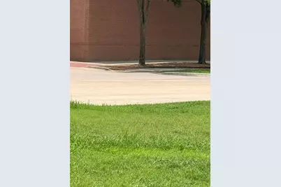 575 Broadway, Garland, TX 75043 - Photo 2