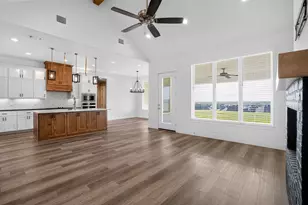 1040 Agnes N, Springtown, TX 76082 - Photo 8